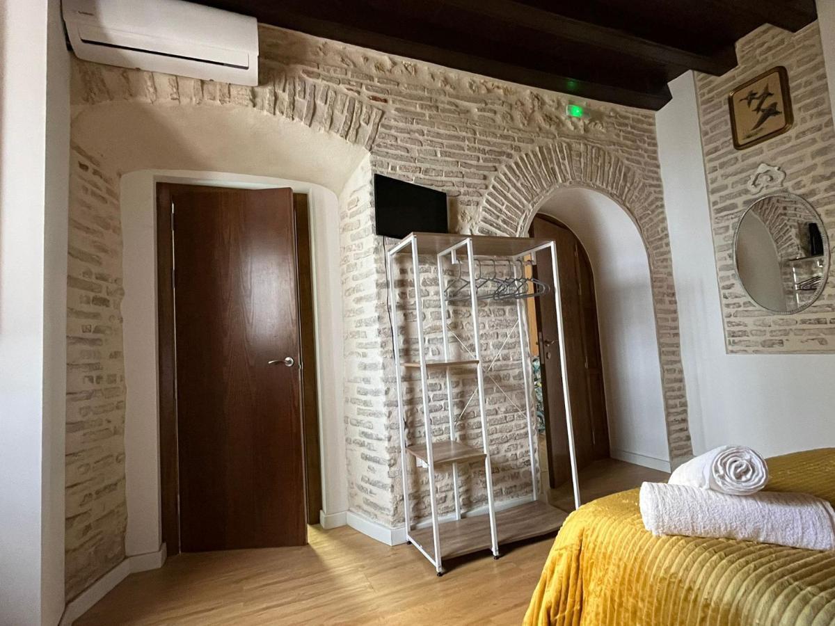 קרמונה Clarisas Suites מראה חיצוני תמונה